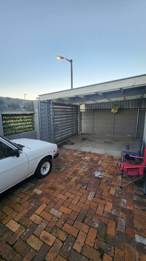 4 Bedroom Property for Sale in Portlands Western Cape